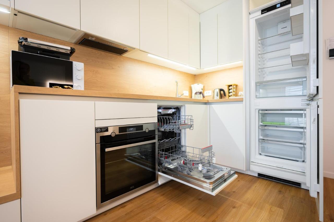 Apartment 396 Ljubljana Buitenkant foto